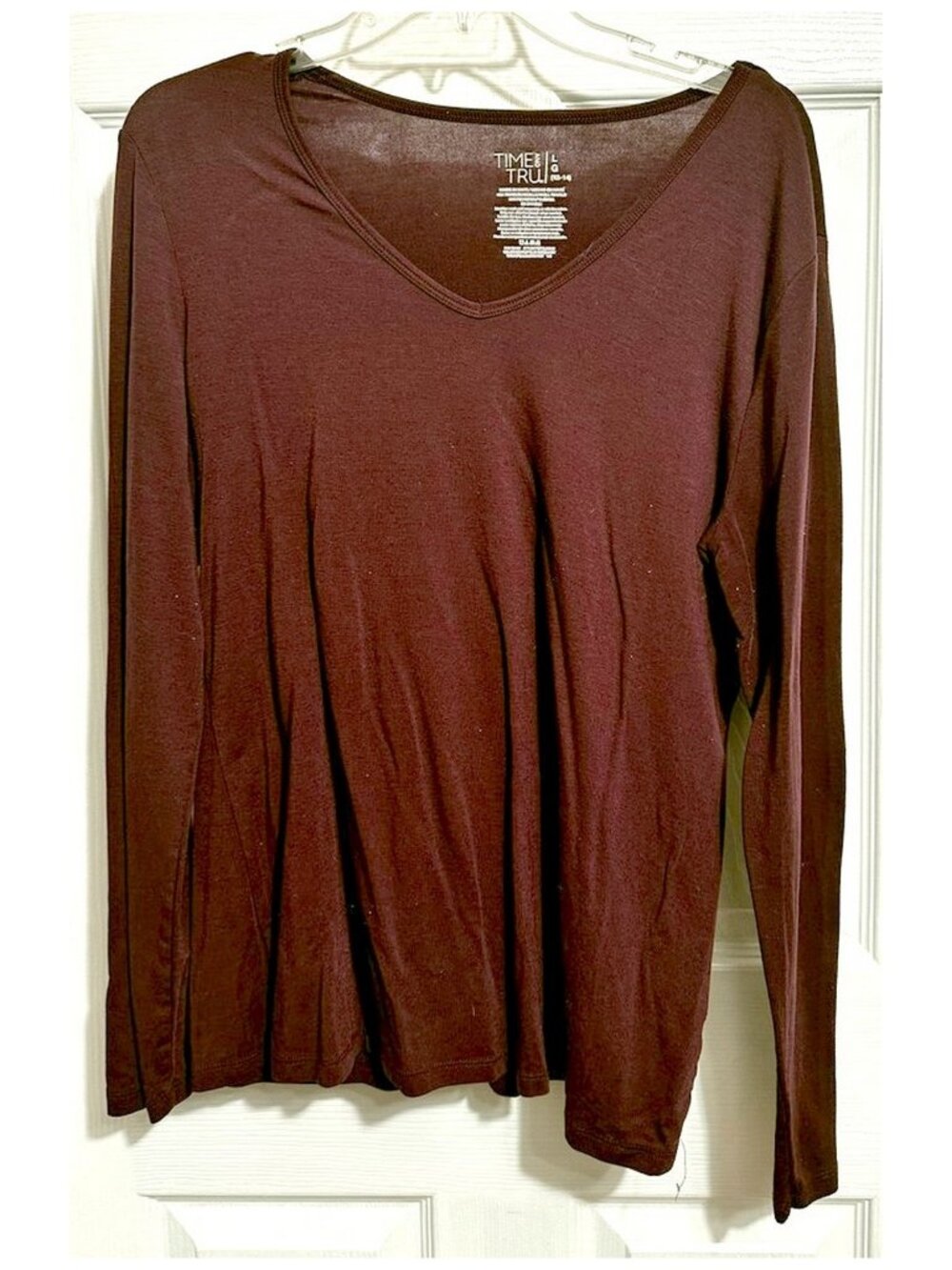 Time and Tru Women's Long Sleeve Top Shirt Blouse Burgundy Color Size L (12-14)